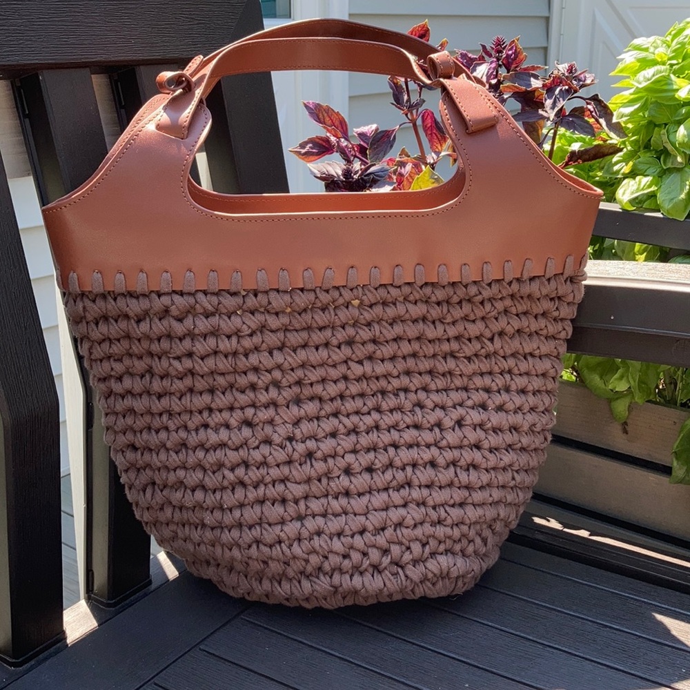 NWOT Free People Magnolia Macrame Tote - Picture 2 of 5